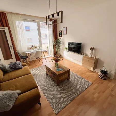 Mit Grossem Balkon In Nordstadt Apartment *