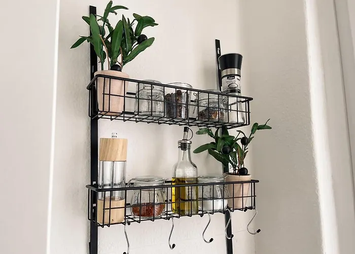 Mit Grossem Balkon In Nordstadt *